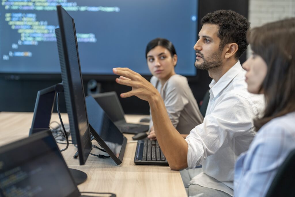 🚀 تأثیر هوش مصنوعی بر بازار کار: نابودی یا خلق فرصت؟